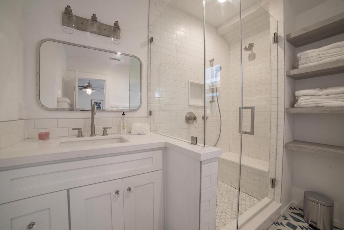 Renovated Venice Craftsman - Prime Location! Hébergement de vacances Los Angeles